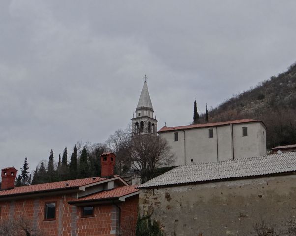 Cerkev sv. tomaža v ospu