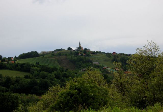 Cerkev sv. duha, kjer je najvišja točka današnje poti