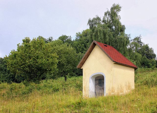 Leta 1997 obnovljena kapelica na prostoru nekdanje vasi prerigelj