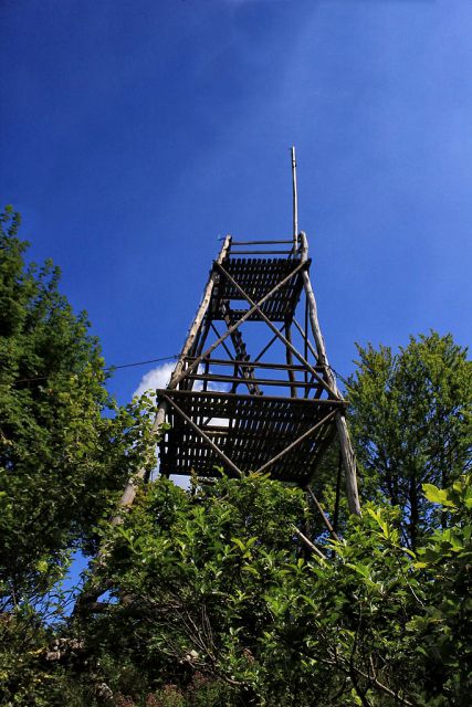 Razgledni stolp na vrhu roga (1100 m)
