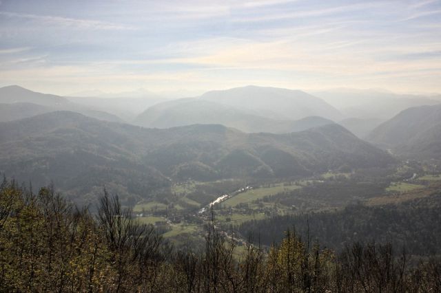 Dolina kolpe in hribovje gorskega kotarja na hrvaški strani