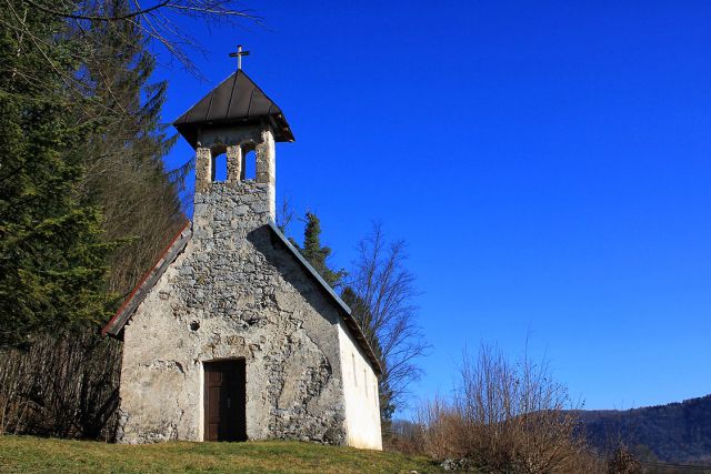 Značilna kostelska cerkvica v Krkovem