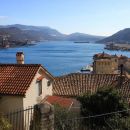 pogled z vrha starega mesta na zaliv
