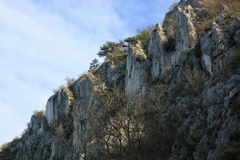 stene nad potjo, priljubljena plezališča