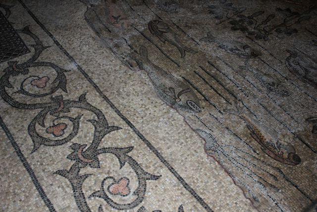 Talni mozaik iz 4. stoletja...