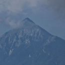 približana monte amariana, lepa piramidasta gora