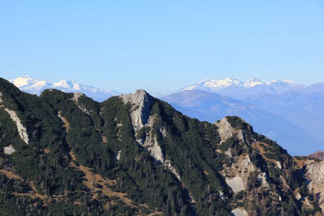 Zasnežena gorovja v avstriji