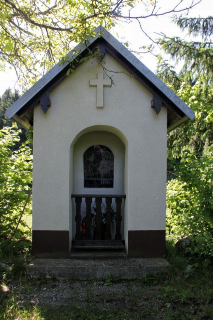 Ena od kapelic križevega pota iz Sv. Ane na Križno goro