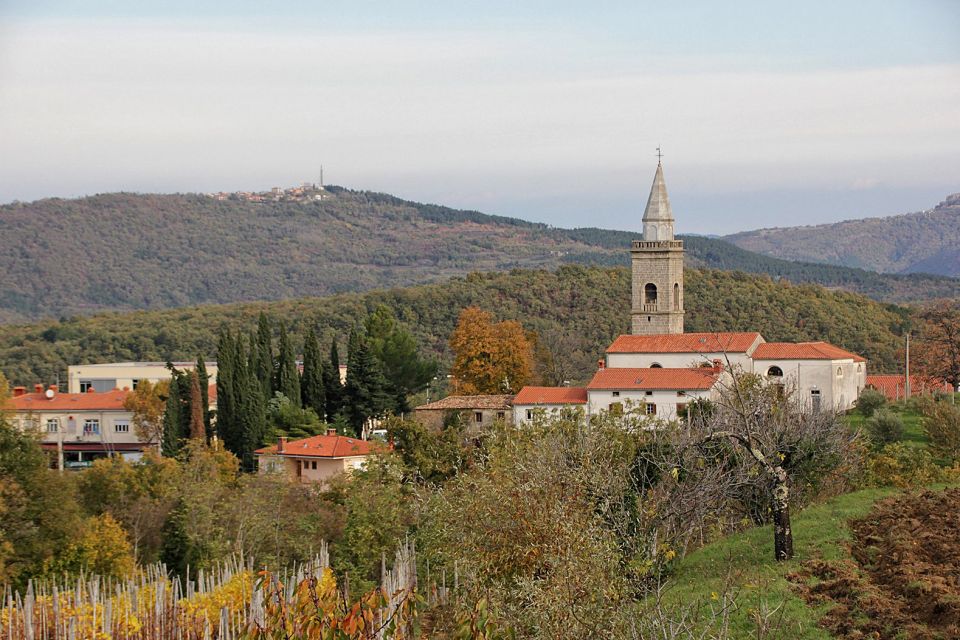 sveti anton in v ozadju tinjan