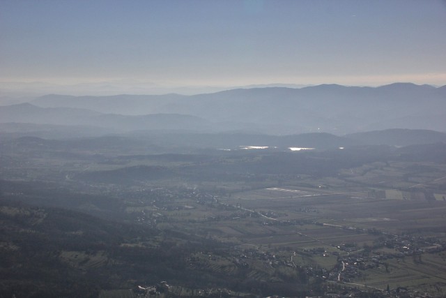 Vogrsko jezero se blešči v soncu