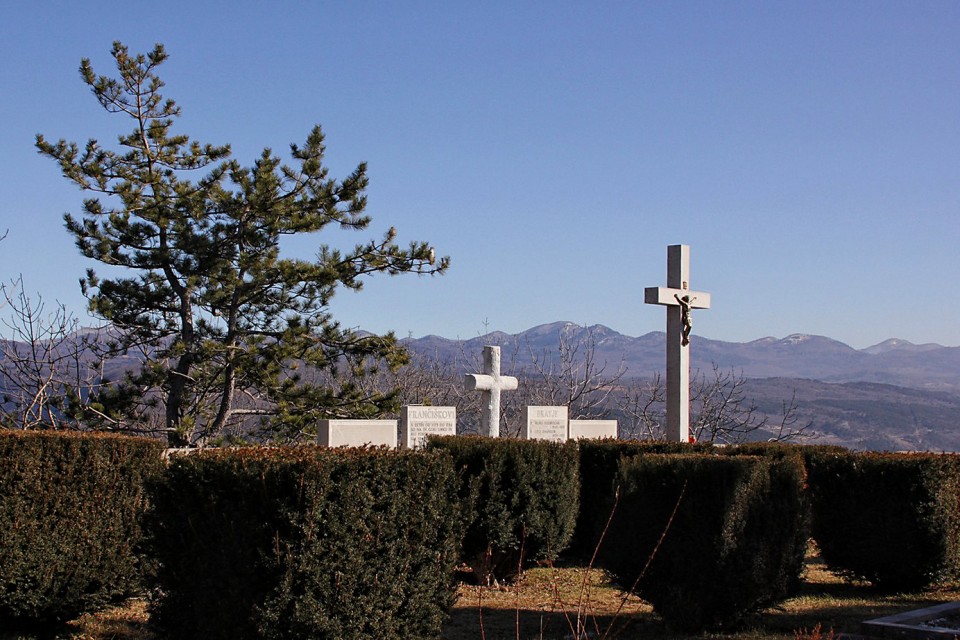 frančiškansko pokopališče na Sv. gori
