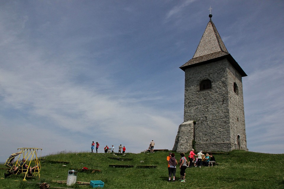 samostoječi zvonik