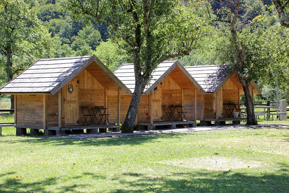 hišice v kanu kampu v radencih