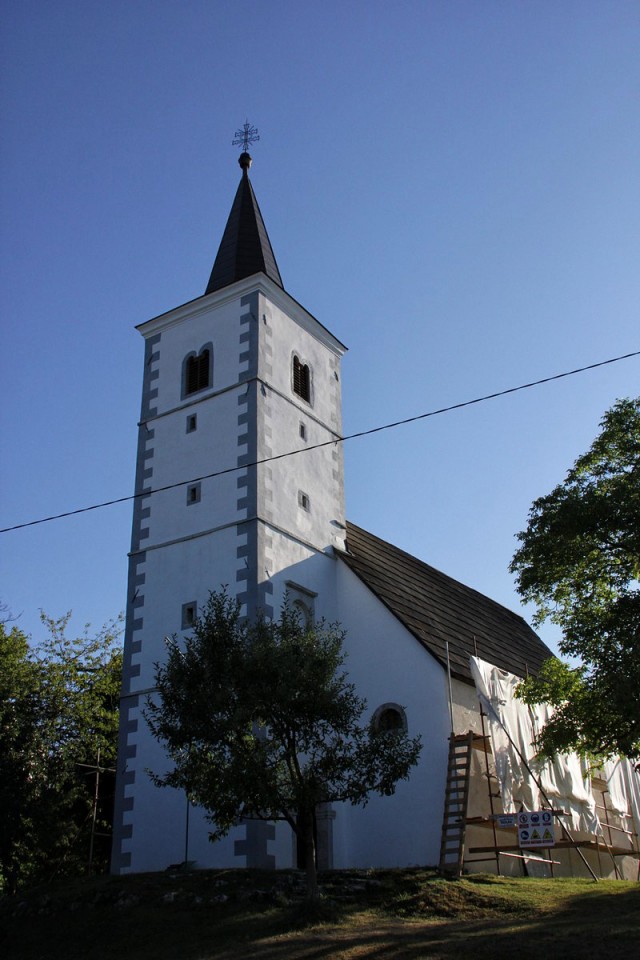 cerkev v moravičkih selih